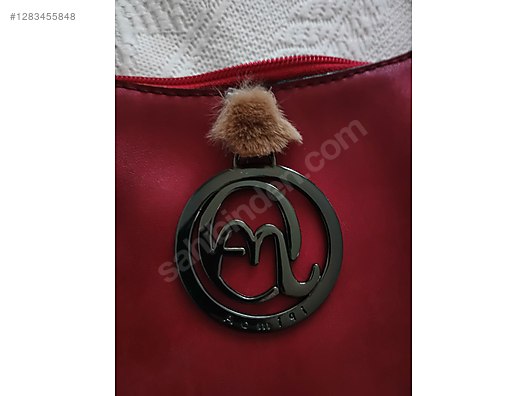 Used & Brand New Items / Clothing & Accessories / Women / Accessories / Bags