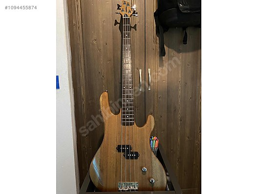 Washburn xb100 store bass price