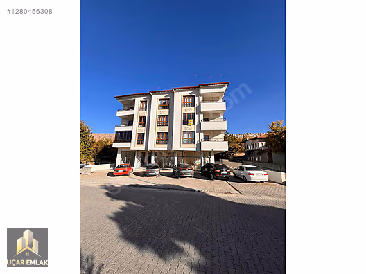 MÜKEMMEL KONUMDA FİYATI ABARTILMAMIŞ ANA YOLA CEPHE SIFIR DAİRE #1280456308