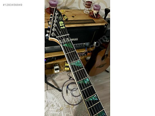 İkinci El ve Sıfır Alışveriş / Müzik / Müzik Aletleri / Telli Çalgılar / Gitar / Elektro