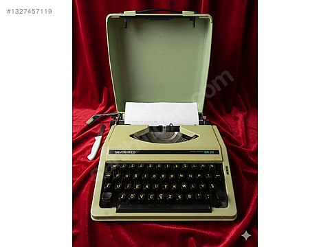 Çalışır Durumda Orijinal Çantalı Silver Reed SR 20 Retro Daktilo