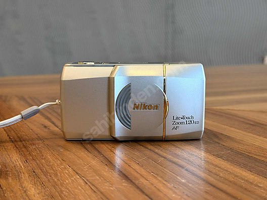 35 mm Film Cameras / Nikon / NIKON LITE TOUCH ZOOM 120 ED AF on