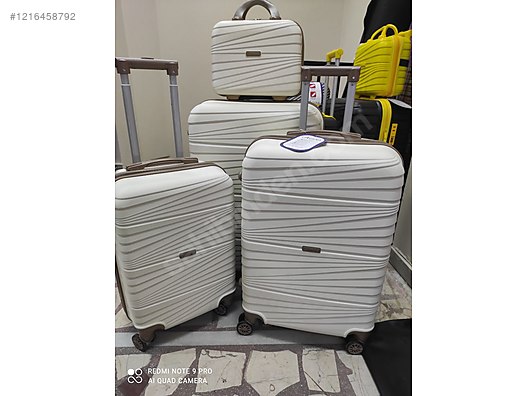 Used & Brand New Items / Clothing & Accessories / Suitcases & Luggage / Set