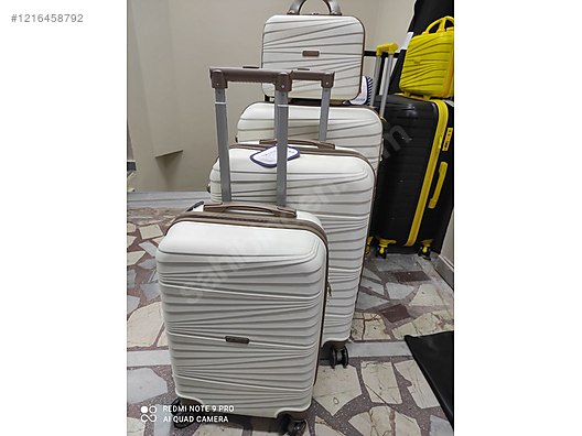 Used & Brand New Items / Clothing & Accessories / Suitcases & Luggage / Set