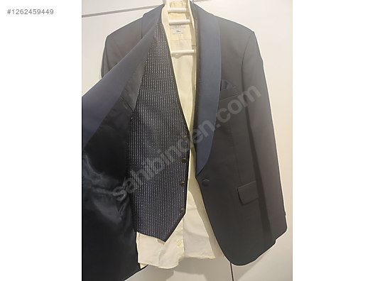 Used & Brand New Items / Clothing & Accessories / Men / Clothing / Suits