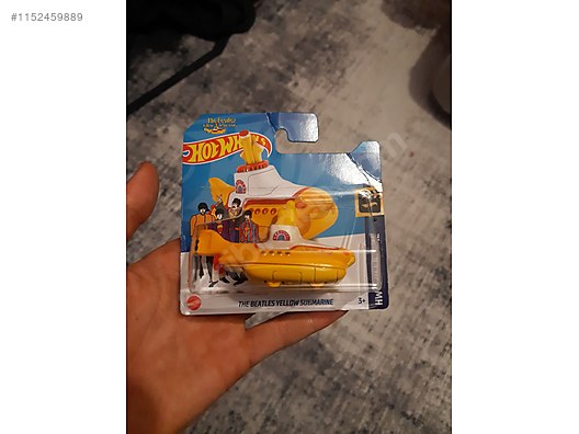 Hot wheels yellow submarine hotsell