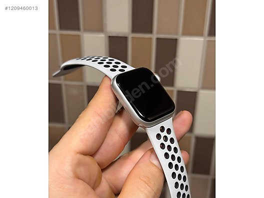 Nike sport apple watch hotsell