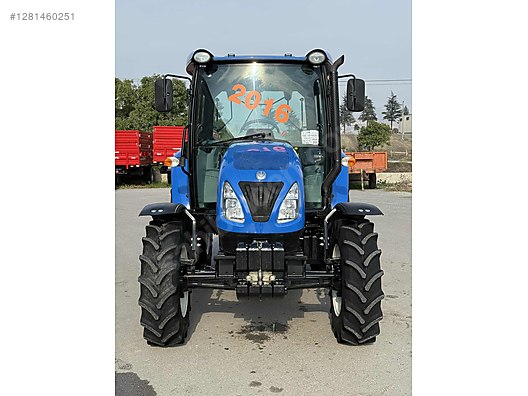Machinery / Agricultural Machines / Tractors / New Holland / TT4.55
