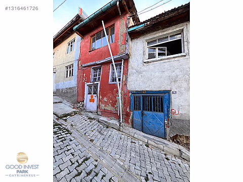 Sümer Mahallesi'nde Satılık Ahşap Ev ve Arsa Fırsatı