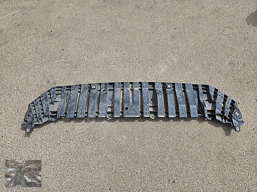 TOYOTA RAV4 ÖN TAMPON ALT MUHAFAZA ORJİNAL ÇIKMA 5261842070 - İlan