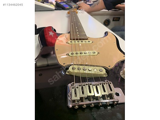 Godin stratocaster deals