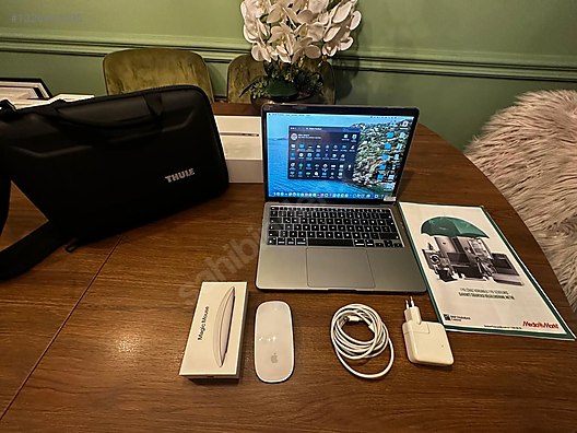 Apple Macbook / Sıfırdan Farksız MacBook Air Space Gray - 8 GB RAM