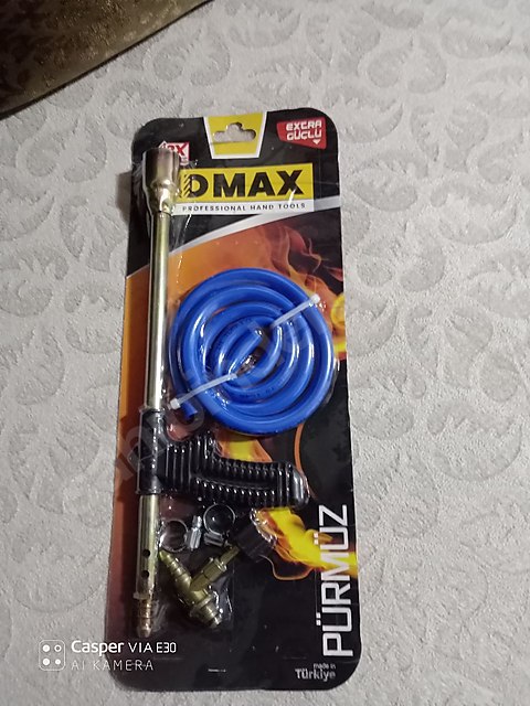 musluk başta küçük tüp başlıkları Sepet