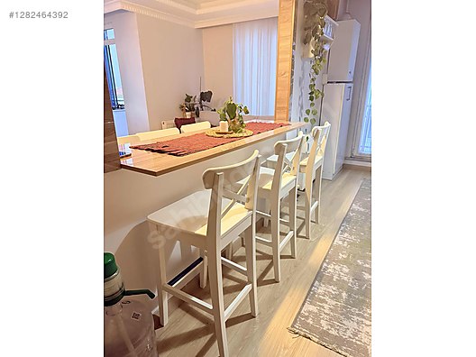 Used & Brand New Items / Home Decor / Furniture / Kitchen / Chair