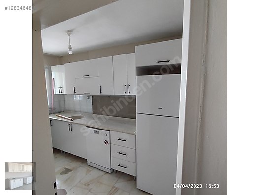 Used & Brand New Items / Home Decor / Furniture / Kitchen / Ready-Made Kitchen