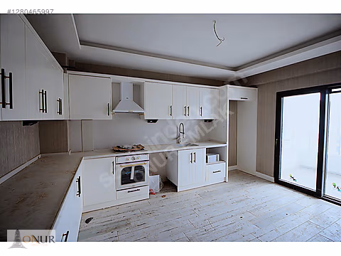 ONUR EMLAK SİTE İÇİ KAPALI OTOPARKLI ARA KAT 4+1 SATILIK DAİRE #1280465997