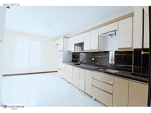 karatas emlak tan selcuklu caddesi yaninda acill satilik 4 1 satilik daire ilanlari sahibinden com da 981466732
