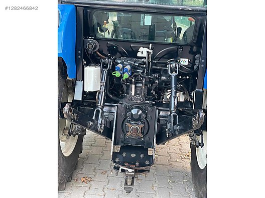 Machinery / Agricultural Machines / Tractors / New Holland / TT4.50