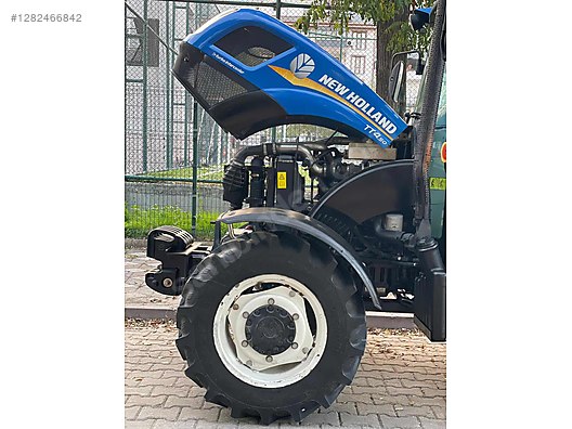 Machinery / Agricultural Machines / Tractors / New Holland / TT4.50