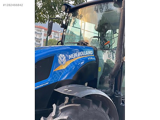 Machinery / Agricultural Machines / Tractors / New Holland / TT4.50