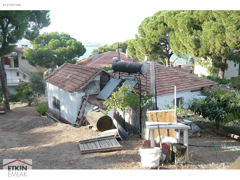 For Sale / Detached House / AYVALIK SEFAÇAMLIKTA GENİŞ BAHCELİ DENİZ
