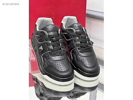 Valentino Garavani Black Sneaker 40 / 46 BRANDROOM - Erkek Günlük