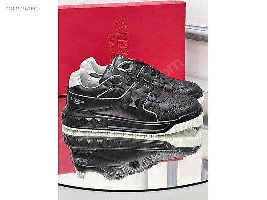 Valentino Garavani Black Sneaker 40 / 46 BRANDROOM - Erkek Günlük