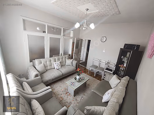 Tramvay Durağında Eminevim Banka Kredisine Uygun Bakımlı Daire #1285468848