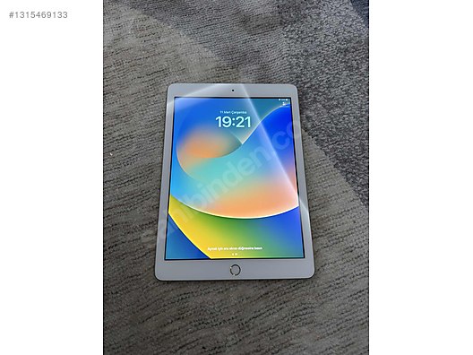 Apple iPad 5 32 GB Tablet - 1315469133