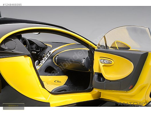 AUTOart 1:18 Bugatti Chiron año de construcción 2017 amarillo / negro
