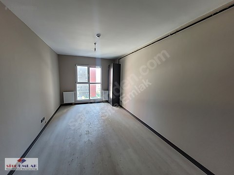 Ödül İstanbul Sitesi'nde 75m2 Peyzaj Manzaralı...