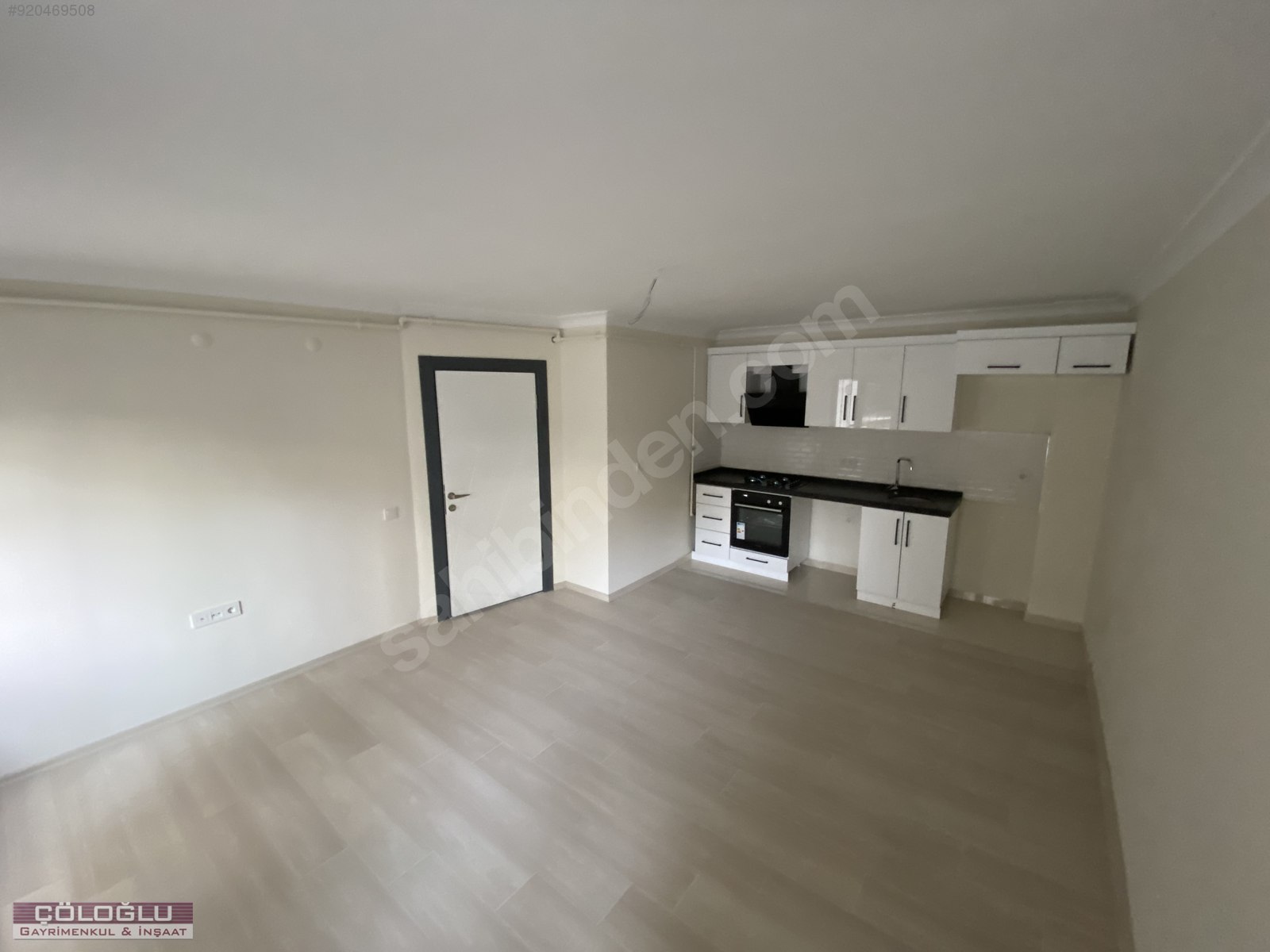 ÇÖLOĞLUNDAN PARK VADİ EVLERİ YANI SIFIR BİNADA ASANSÖRLÜ 2+1 LÜX
