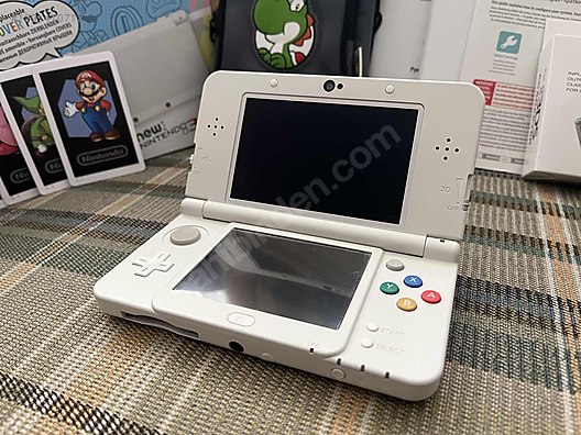 Nintendo New 3DS White | Kutulu + 64GB + CFW | Tertemiz sahibinden