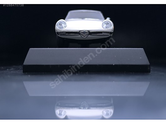 Kyosho Diecast Model 1:64 Alfa Romeo Araba - 1288470738