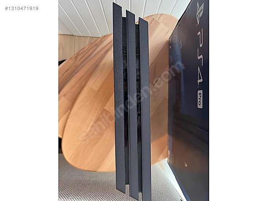 Sıfırdan farksız PS4 Pro CUH-7218B sahibinden.comda - 1310471919