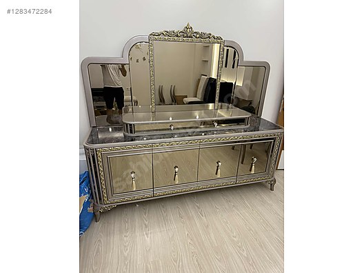 Used & Brand New Items / Home Decor / Furniture / Den & Living Room / Living Room Set