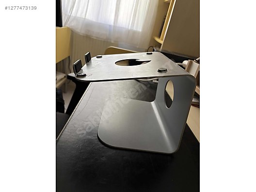 Used & Brand New Items / Computers / Accessories / Laptop Accessories / Table