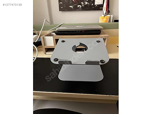 Used & Brand New Items / Computers / Accessories / Laptop Accessories / Table