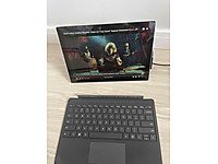 SURFACE PRO 5 7TH gen i5 7300U @ 2.7GHZ 256GB SSD 8GB RAM HD