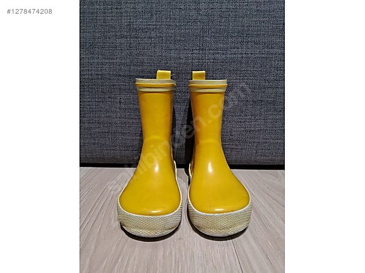 Used & Brand New Items / Mother & Baby / Baby Wear / Shoes & Bootees