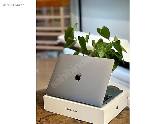 Apple Macbook / HATASIZ CİZİKSİZ MACBOOK AİR M1 8 RAM 256 SSD 4K