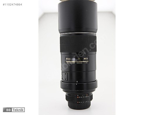 nikon 300mm telephoto lens