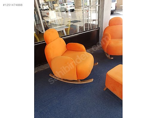 Used & Brand New Items / Home Decor / Furniture / Den & Living Room / Armchair