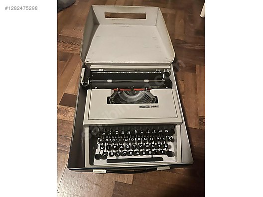 Used & Brand New Items / Antique / Machines / Antique Typewriters