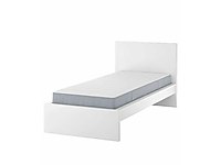 Yeni gibi Ikea Malm karyola + Yatak