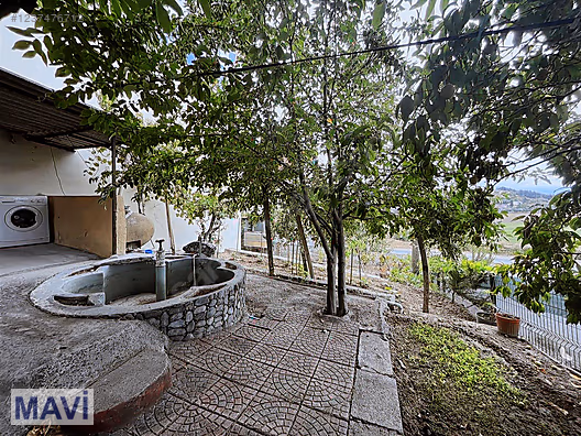 REMAX MAVİ ŞABAN KARAKAŞ TAN SATILIK BAHÇELİ MÜSTAKİL EV #1237476712