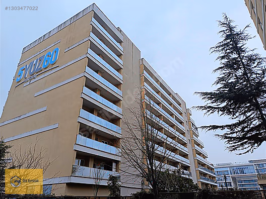 Yenişehir Eminevim 5Yüz60 Sitesinde Kiralık Geniş 1+1 Daire