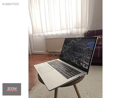 Lenovo / (TAKAS OLUR )i5 11.NESİL 8 RAM 256 SSD NOKTA HATASIZ