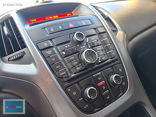 Opel Astra 1.3 CDTI Edition - 2013