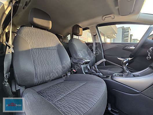 Opel Astra 1.3 CDTI Edition - 2013